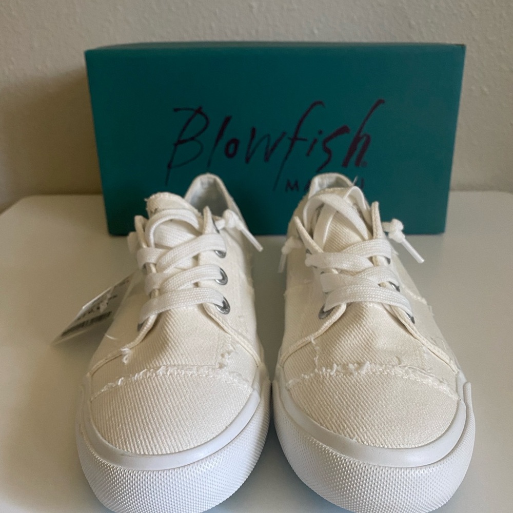 Blowfish Women’s Cream Canvas Sneakers